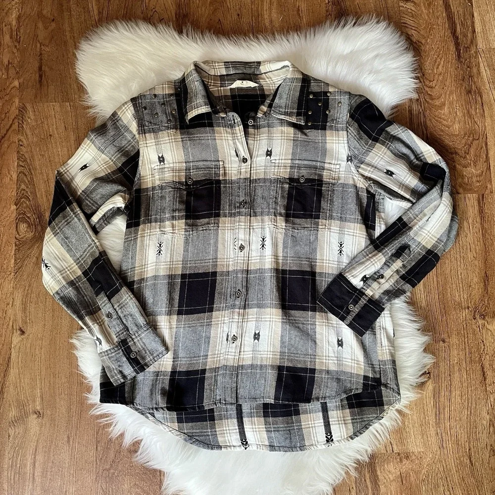 Women's lucky brand western coastal cowgirl button down shirt embellished stud M - Picture 3 of 8